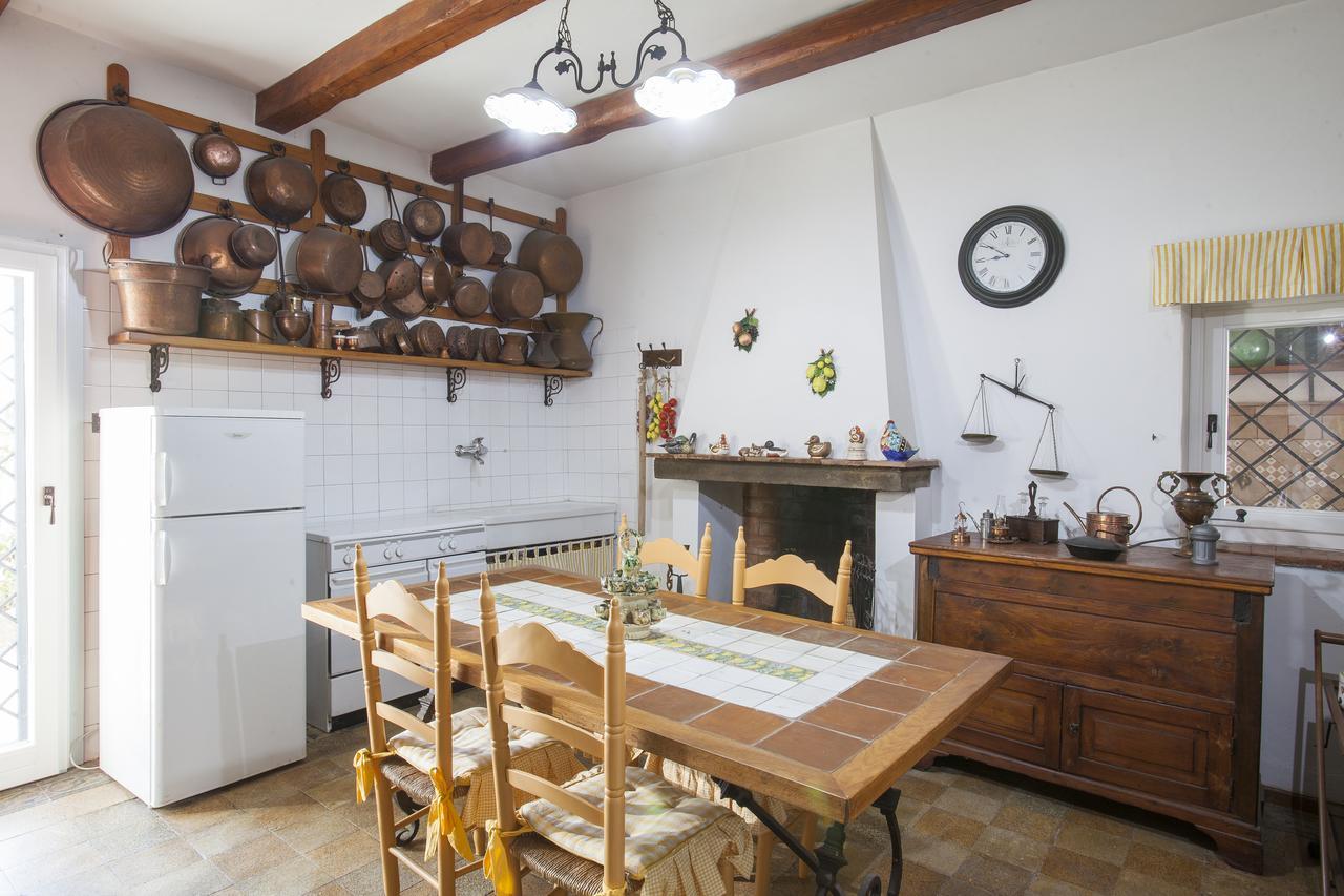 Antico Casale Spezia Pelagalli Aquino Extérieur photo